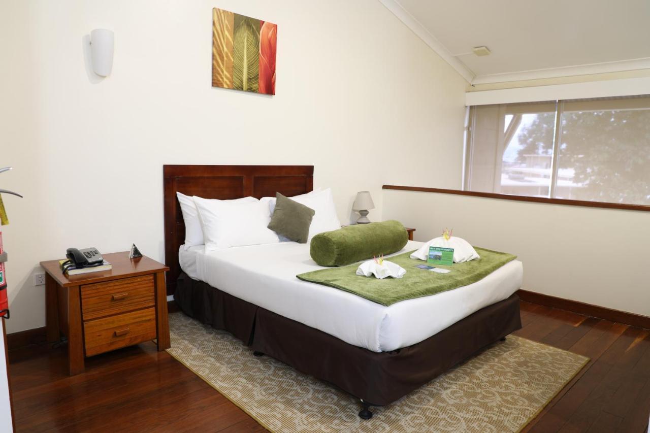 Huon Gulf Hotel Lae Kültér fotó