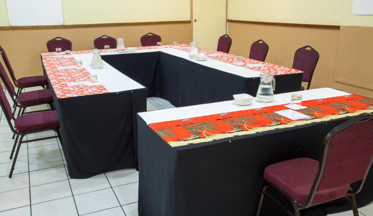 Huon Gulf Hotel Lae Kültér fotó